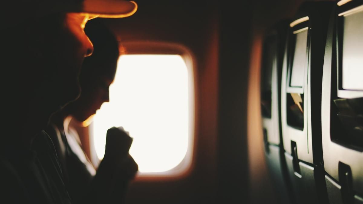 Худший способ: как нельзя спать в самолете - Отпуск