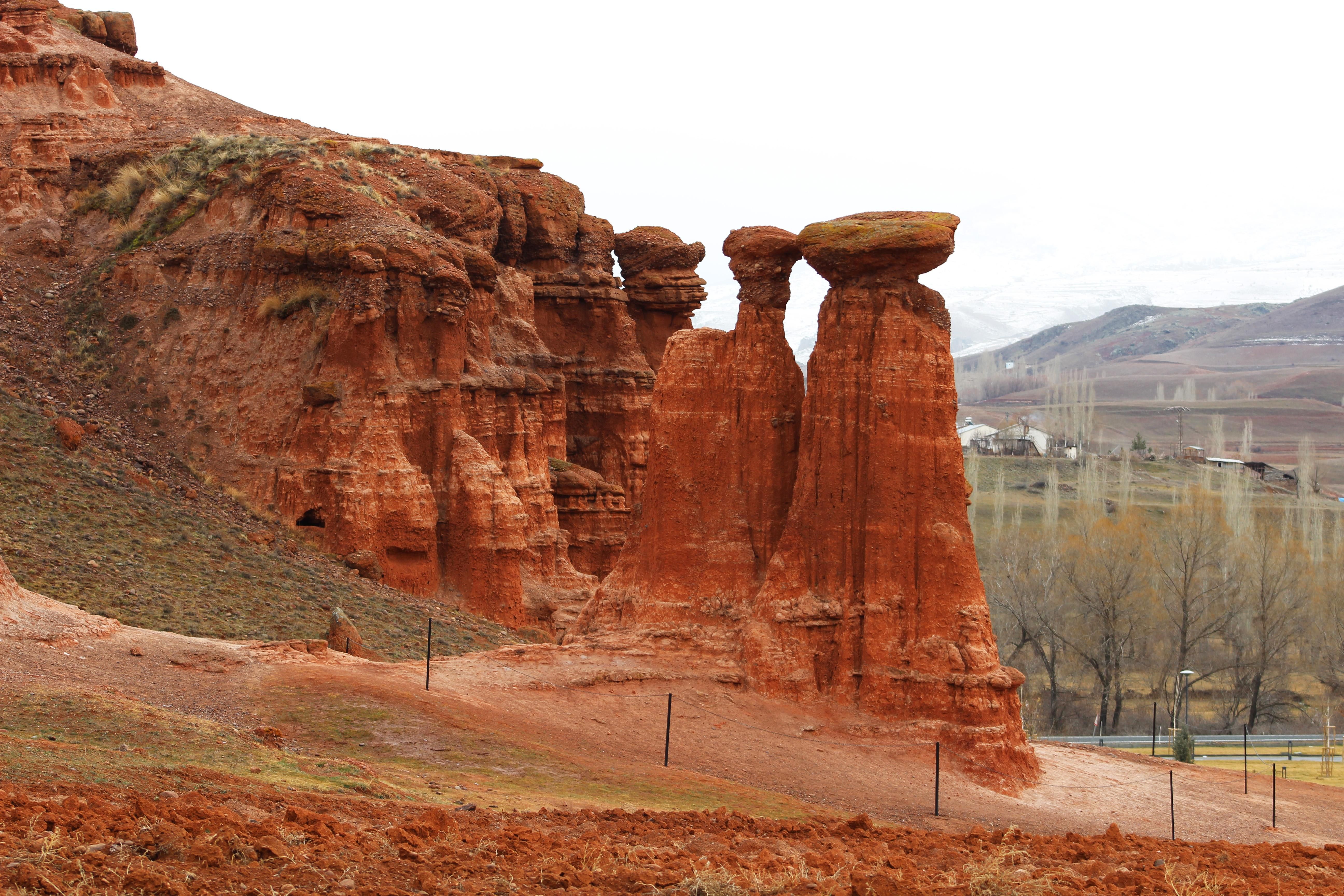 Космический пейзаж долины Нарман: как выглядит "самая инстаграмная" локация Турции - Отпуск Космический пейзаж долины Нарман: как выглядит "самая инстаграмная" локация Турции - Отпуск