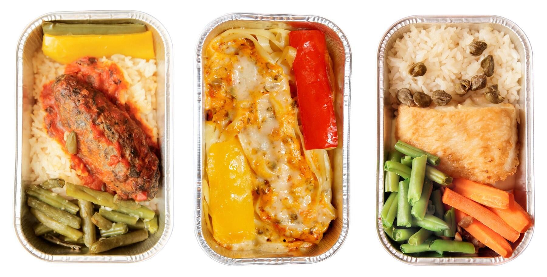 Найгірша їжа на борту літака: туристи поділилися власними фото - Відпустка
