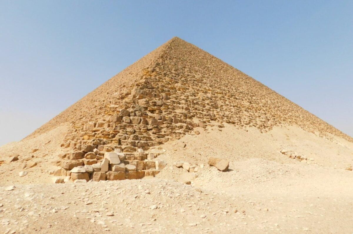 Третья по величине: интересные факты о Розовой пирамиде в Египте - Отпуск