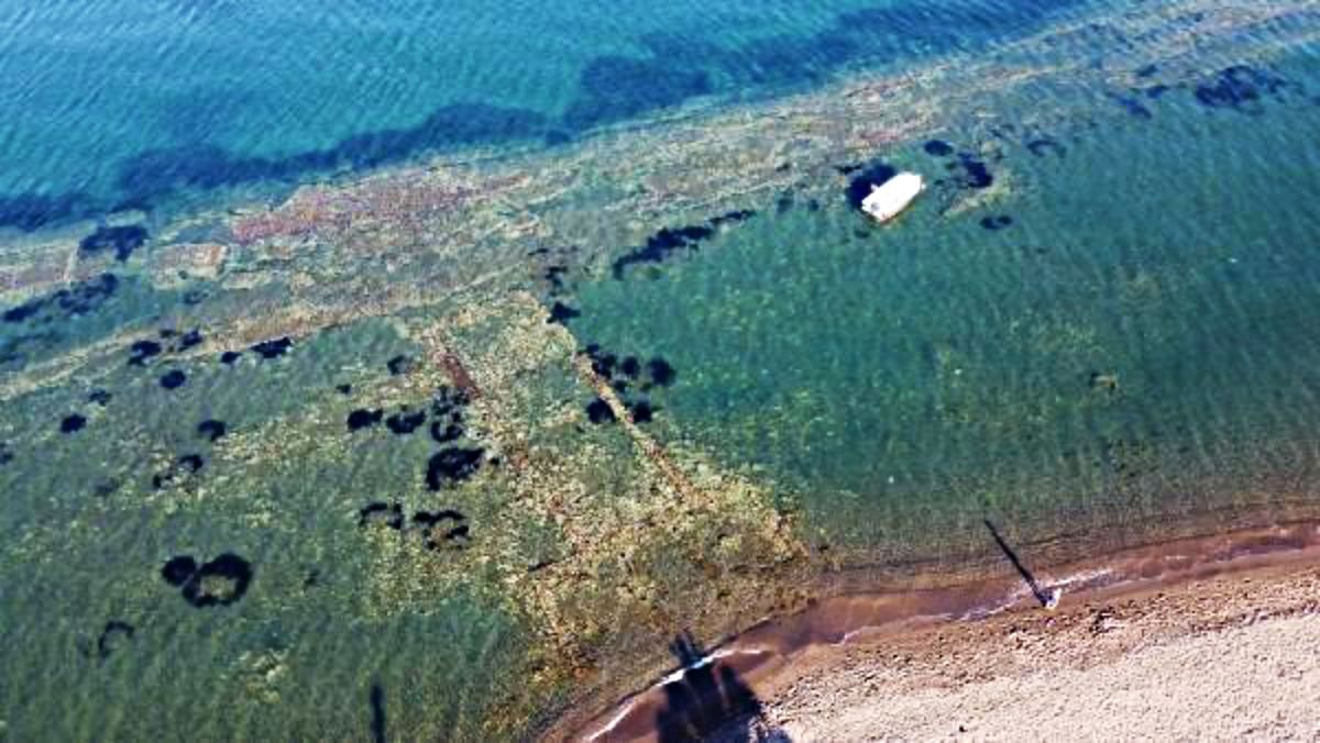 В Турции дайвер случайно наткнулся на гавань древнего города - Отпуск В Турции дайвер случайно наткнулся на гавань древнего города - Отпуск