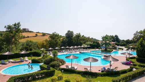 До Греції за спокійним відпочинком: переваги готелю ALEXANDROS PALACE HOTEL & SUITES 5*
