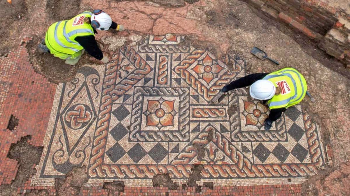 У Лондоні знайшли розкішну мозаїчну підлогу римських часів